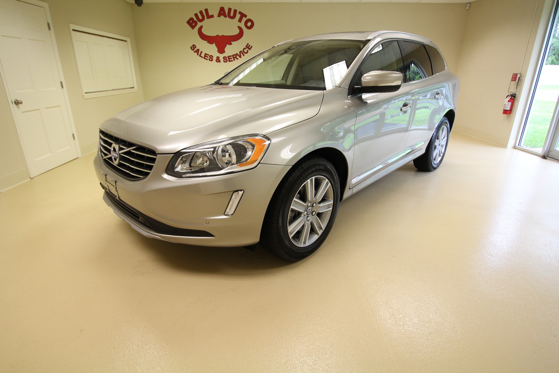 Used 2016 Volvo XC60 T6 Premier AWD for sale $24,990 at zz-AAN Blow Out Auto Sales in Gurnee IL 60031 1