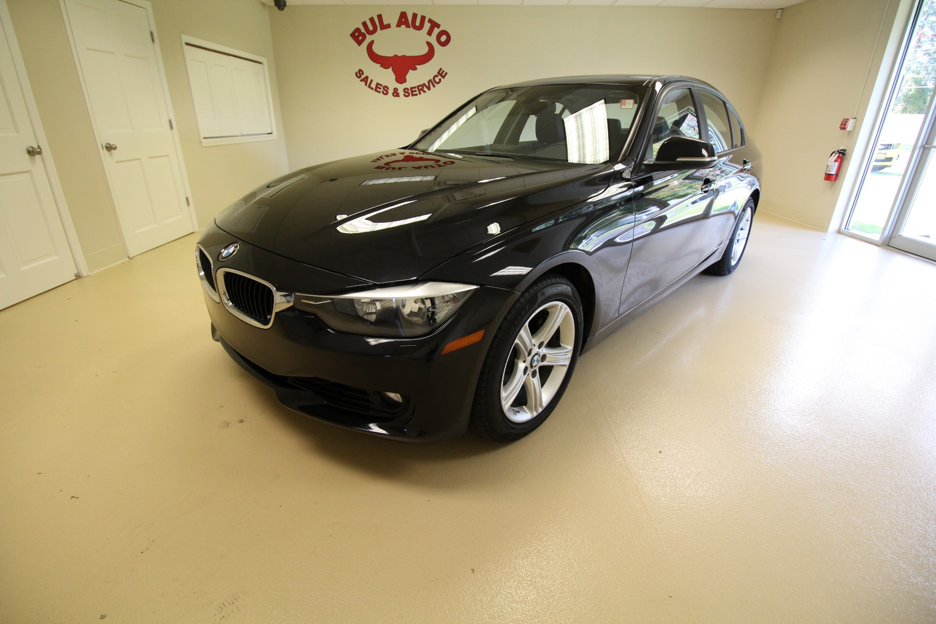 Used 2013 BMW 3-Series 328i xDrive Sedan for sale $16,990 at zz-AAN Blow Out Auto Sales in Gurnee IL 60031 1