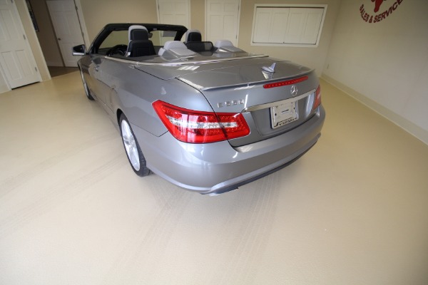 Used 2011 Mercedes-Benz E550 Convertible for sale $21,990 at zz-AAN Blow Out Auto Sales in Gurnee IL 60031 6