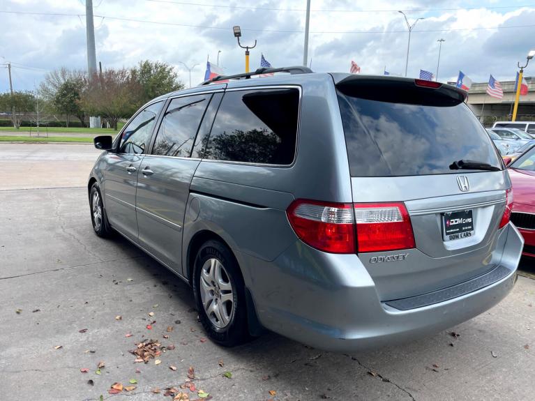 Used 2006 Honda Odyssey EX-L w/ DVD and Navigation for sale Sold at zz-AAN Blow Out Auto Sales in Gurnee IL 60031 5