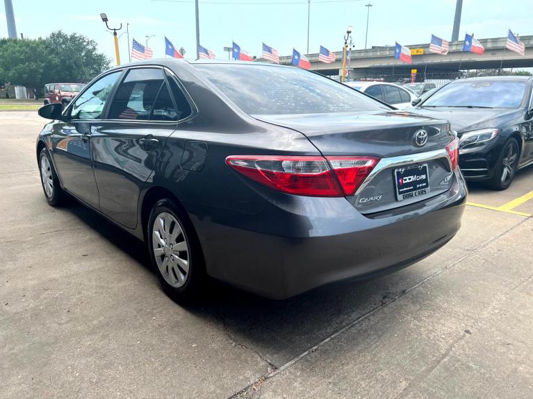 Used 2017 Toyota Camry SE for sale $9,995 at zz-AAN Blow Out Auto Sales in Gurnee IL 60031 5