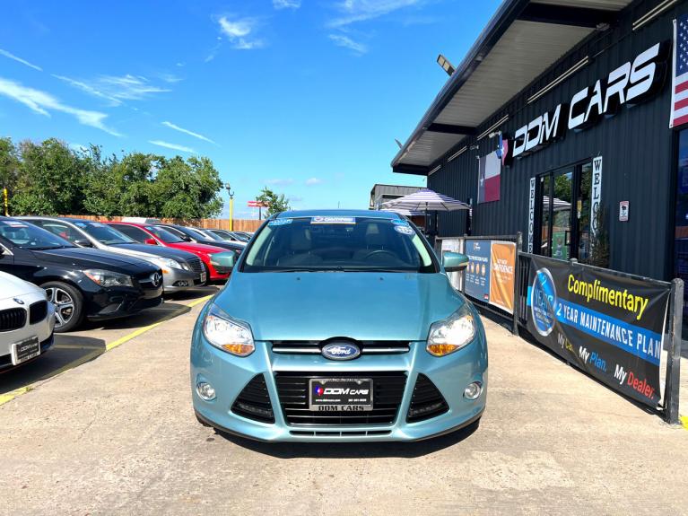 Used 2012 Ford Focus SEL Sedan for sale Sold at zz-AAN Blow Out Auto Sales in Gurnee IL 60031 3