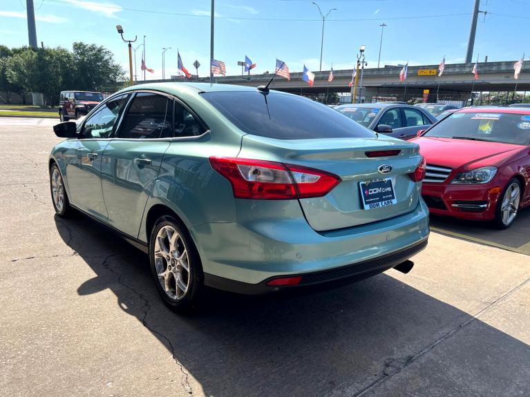 Used 2012 Ford Focus SEL Sedan for sale Sold at zz-AAN Blow Out Auto Sales in Gurnee IL 60031 5