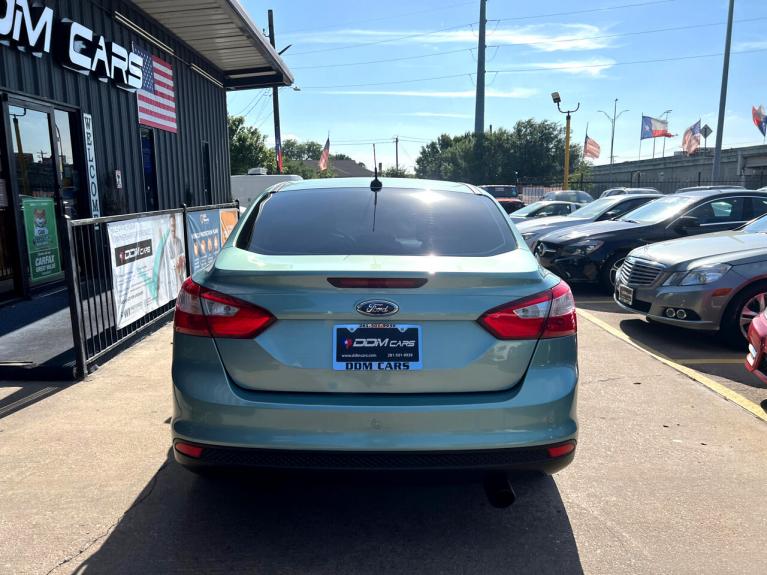 Used 2012 Ford Focus SEL Sedan for sale Sold at zz-AAN Blow Out Auto Sales in Gurnee IL 60031 6