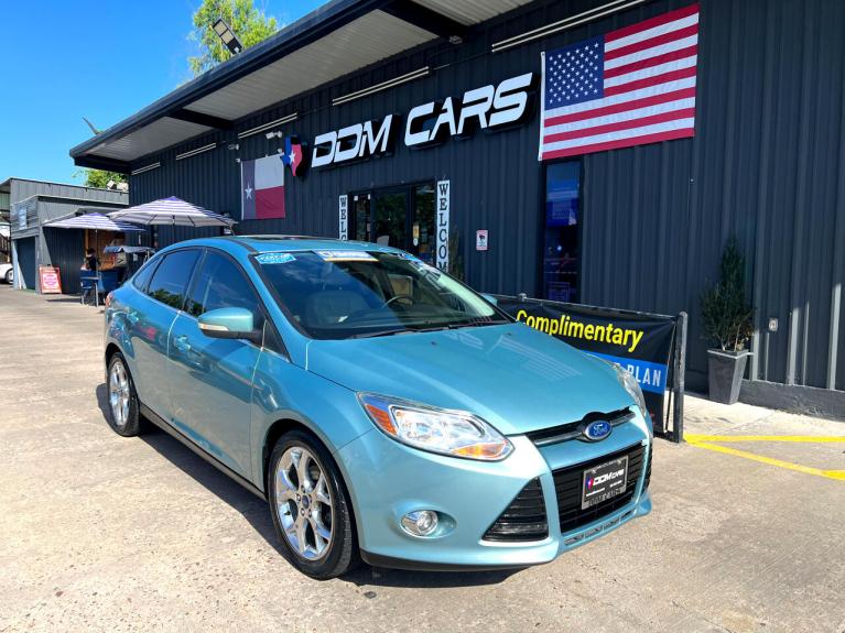 Used 2012 Ford Focus SEL Sedan for sale Sold at zz-AAN Blow Out Auto Sales in Gurnee IL 60031 1