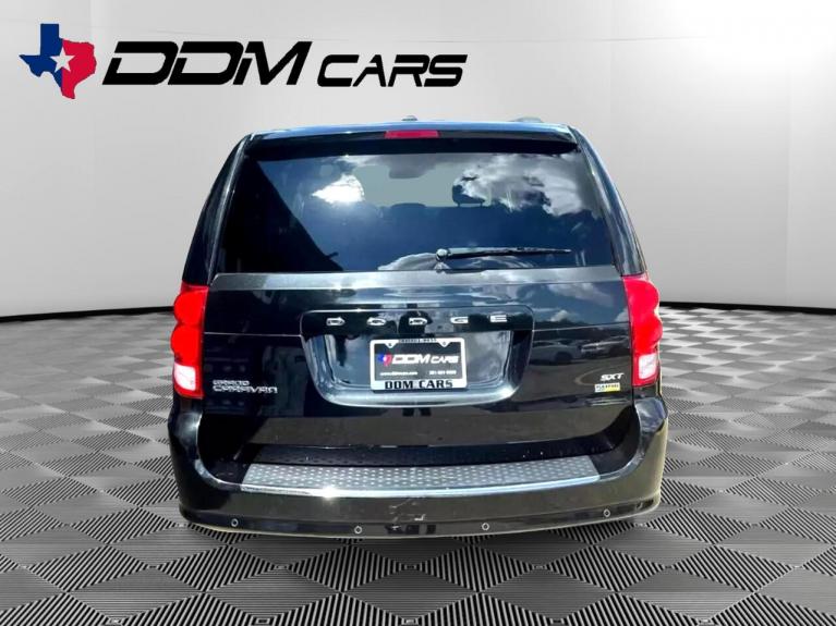 Used 2017 Dodge Grand Caravan SXT for sale $10,995 at zz-AAN Blow Out Auto Sales in Gurnee IL 60031 6