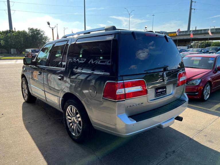 Used 2009 Lincoln Navigator 2WD for sale Sold at zz-AAN Blow Out Auto Sales in Gurnee IL 60031 5