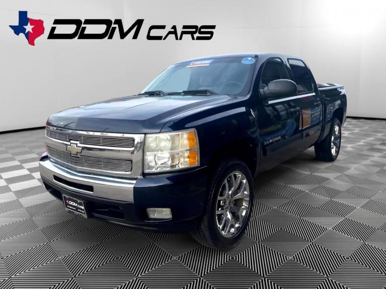 Used 2011 Chevrolet Silverado 1500 LT Crew Cab 2WD for sale $16,995 at zz-AAN Blow Out Auto Sales in Gurnee IL 60031 4