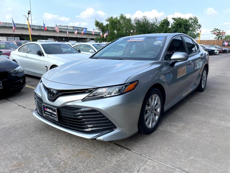 Used 2018 Toyota Camry LE for sale $19,995 at zz-AAN Blow Out Auto Sales in Gurnee IL 60031 5