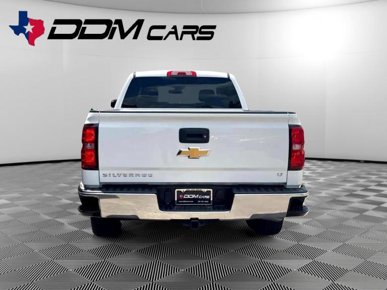 Used 2017 Chevrolet Silverado 1500 LT Crew Cab 2WD for sale Sold at zz-AAN Blow Out Auto Sales in Gurnee IL 60031 6
