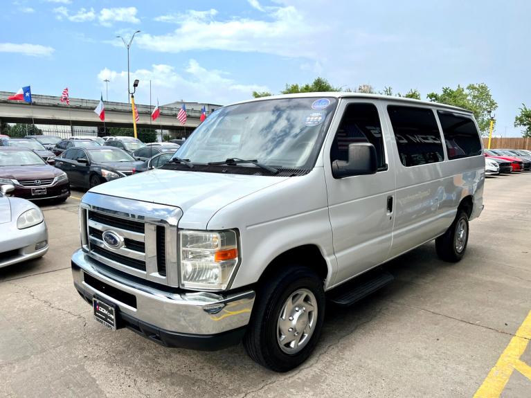 Used 2010 Ford Econoline E-350 XL Super Duty for sale Sold at zz-AAN Blow Out Auto Sales in Gurnee IL 60031 4