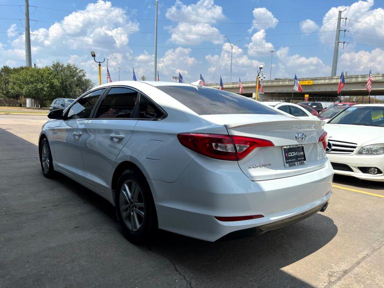 Used 2017 Hyundai Sonata SE for sale $11,995 at zz-AAN Blow Out Auto Sales in Gurnee IL 60031 5