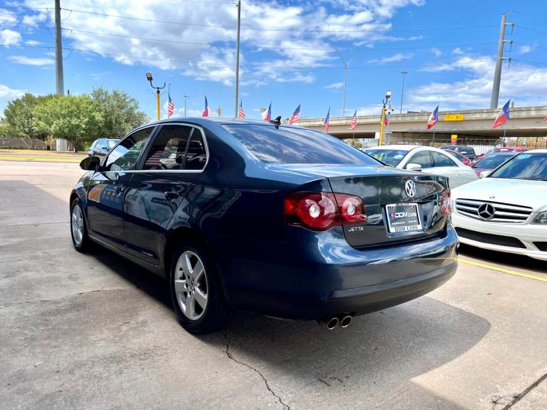 Used 2009 Volkswagen Jetta SEL for sale $8,995 at zz-AAN Blow Out Auto Sales in Gurnee IL 60031 5