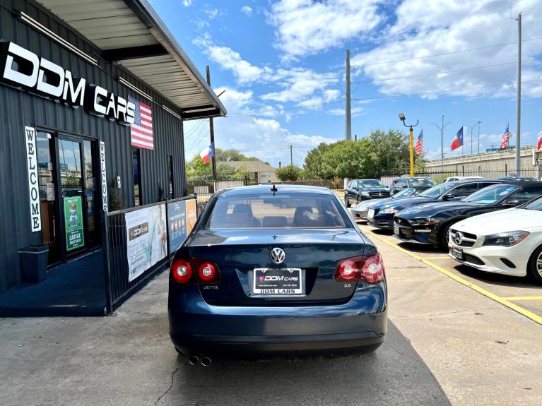Used 2009 Volkswagen Jetta SEL for sale $8,995 at zz-AAN Blow Out Auto Sales in Gurnee IL 60031 6
